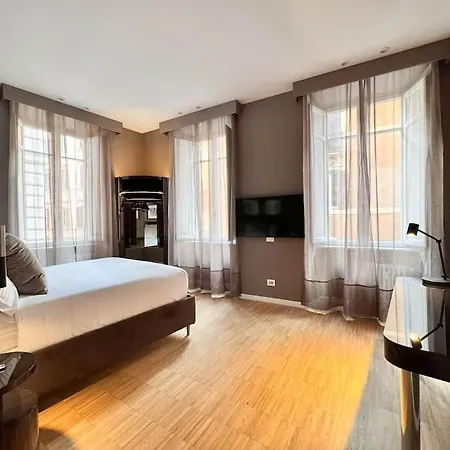The Condotti - Luxury Serviced Apartment Rome