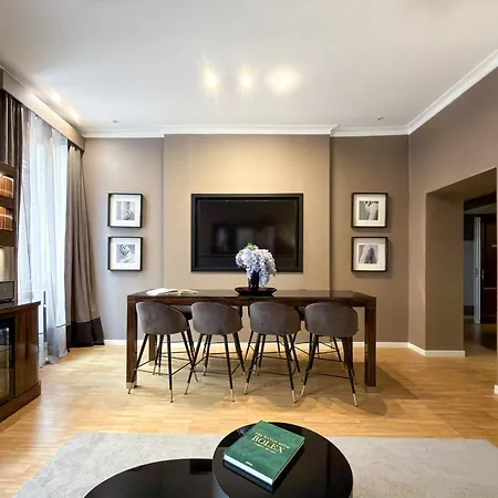 The Condotti - Luxury Serviced شقة روما