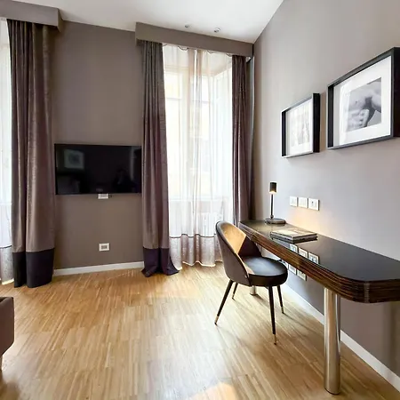 شقة The Condotti - Luxury Serviced روما